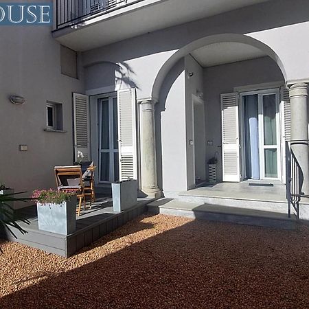 Appartamento Palm House Brusimpiano Esterno foto